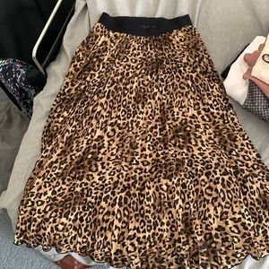 H and m leopard print pleated midi skirt